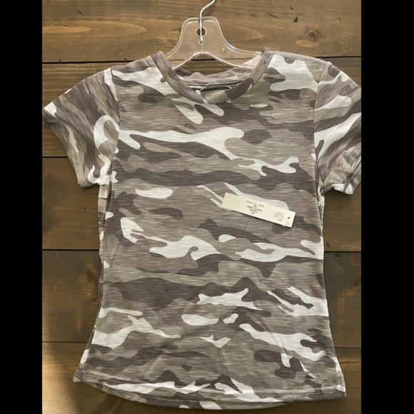 ❤Theo & Spence❤Cameflouge Tee - Picture 1 of 2
